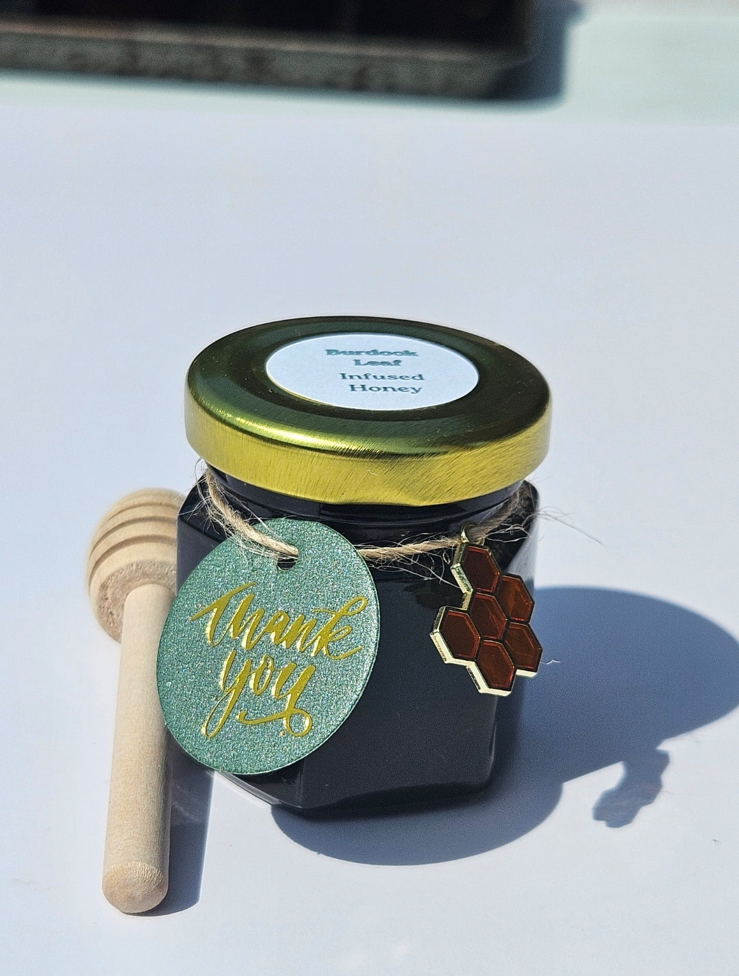 Bee Tox – Burdock Leaf-Infused Honey